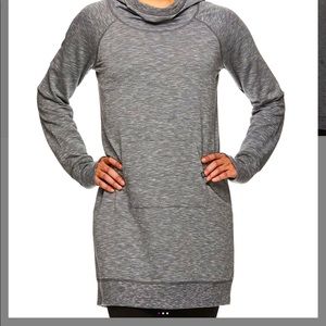 NWT Gaiam hooded tunic